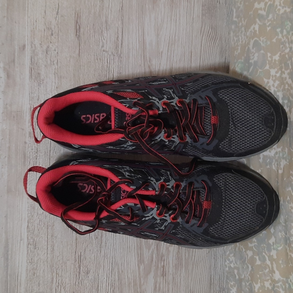 Oasis Women's Sneaker Red-Blacksize 9.5